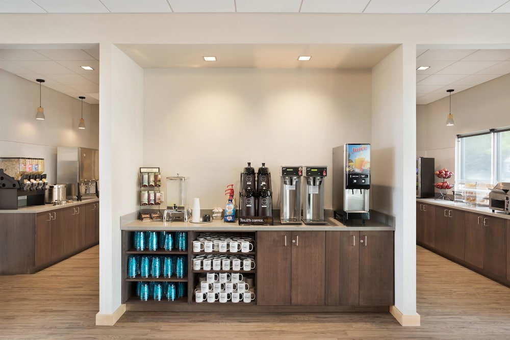 Best Western Plus Peppertree Nampa Civic Center Inn 33/47