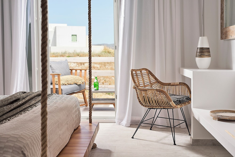 Nirome Luxury Suites 35/50