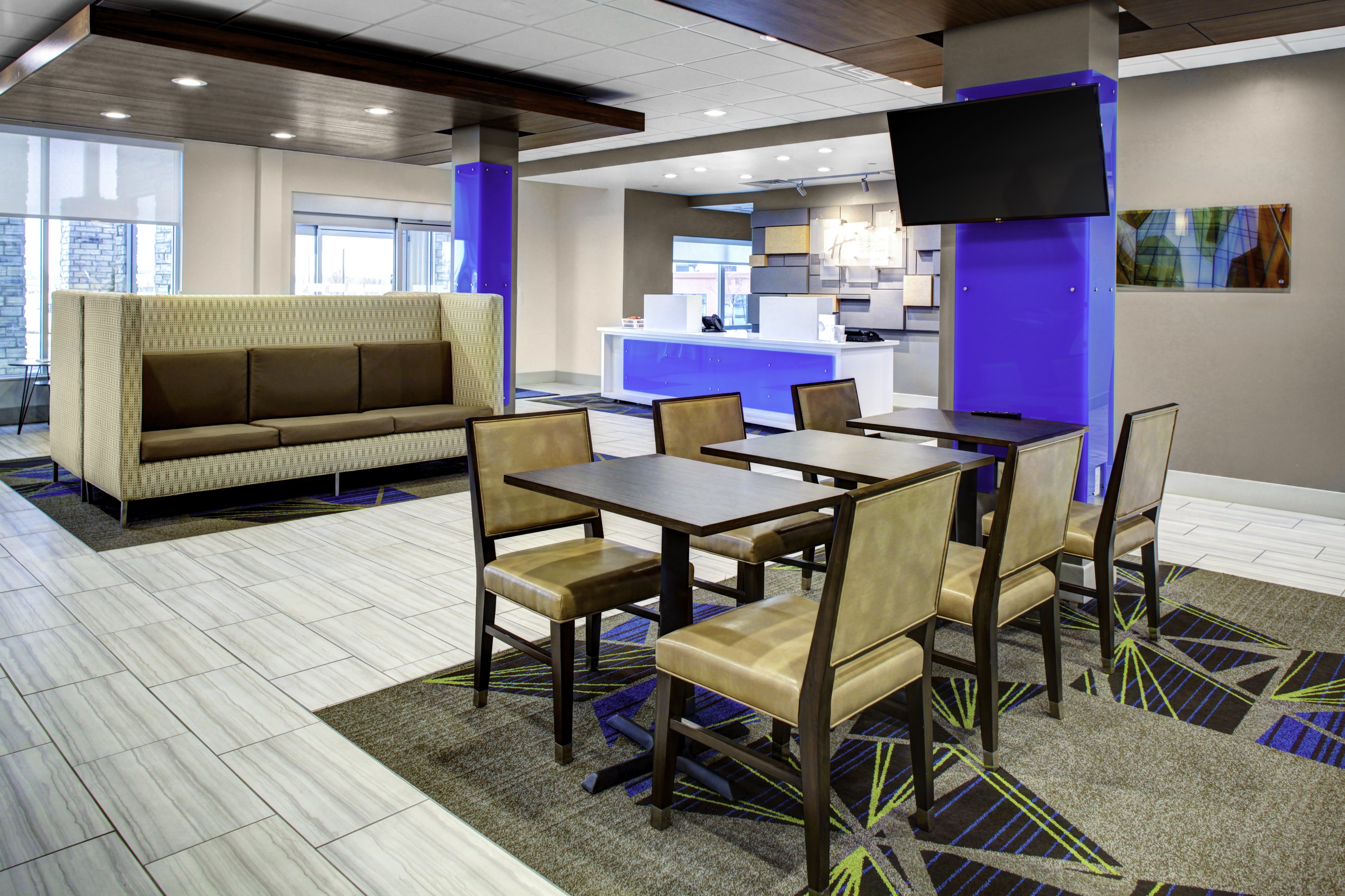 Holiday Inn Express Suites Coldwater 31/50