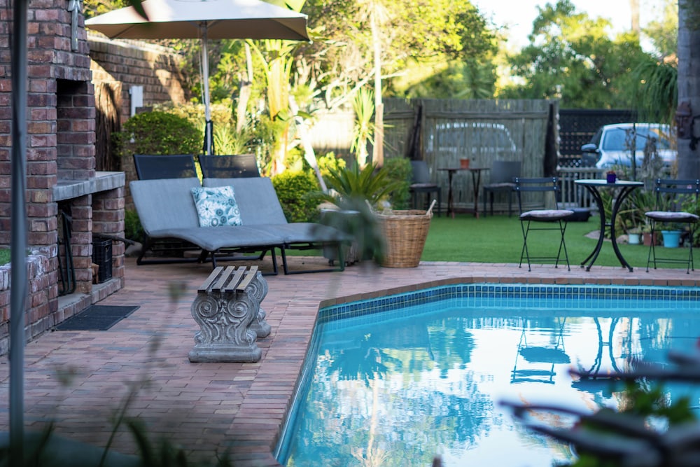 Earthbound B&B 27/50