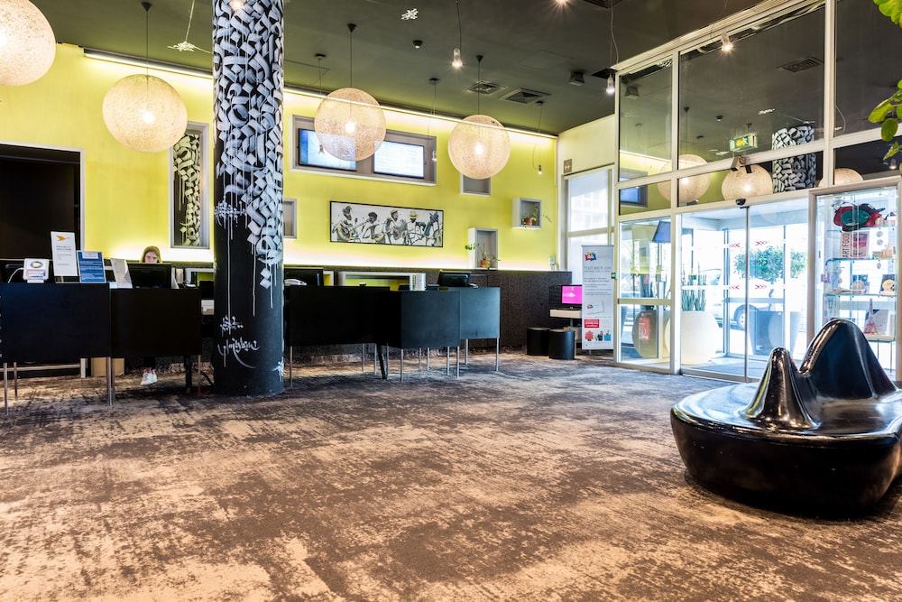 Lobby at ibis Styles Paris Bercy, PARIS