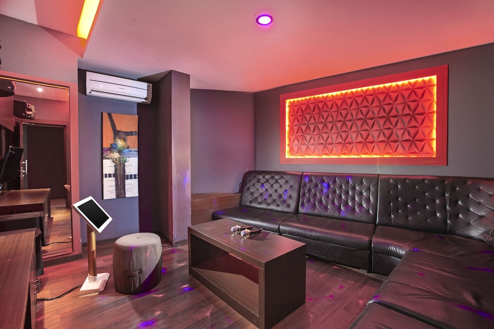 Swiss-Belinn Cibitung 17/29