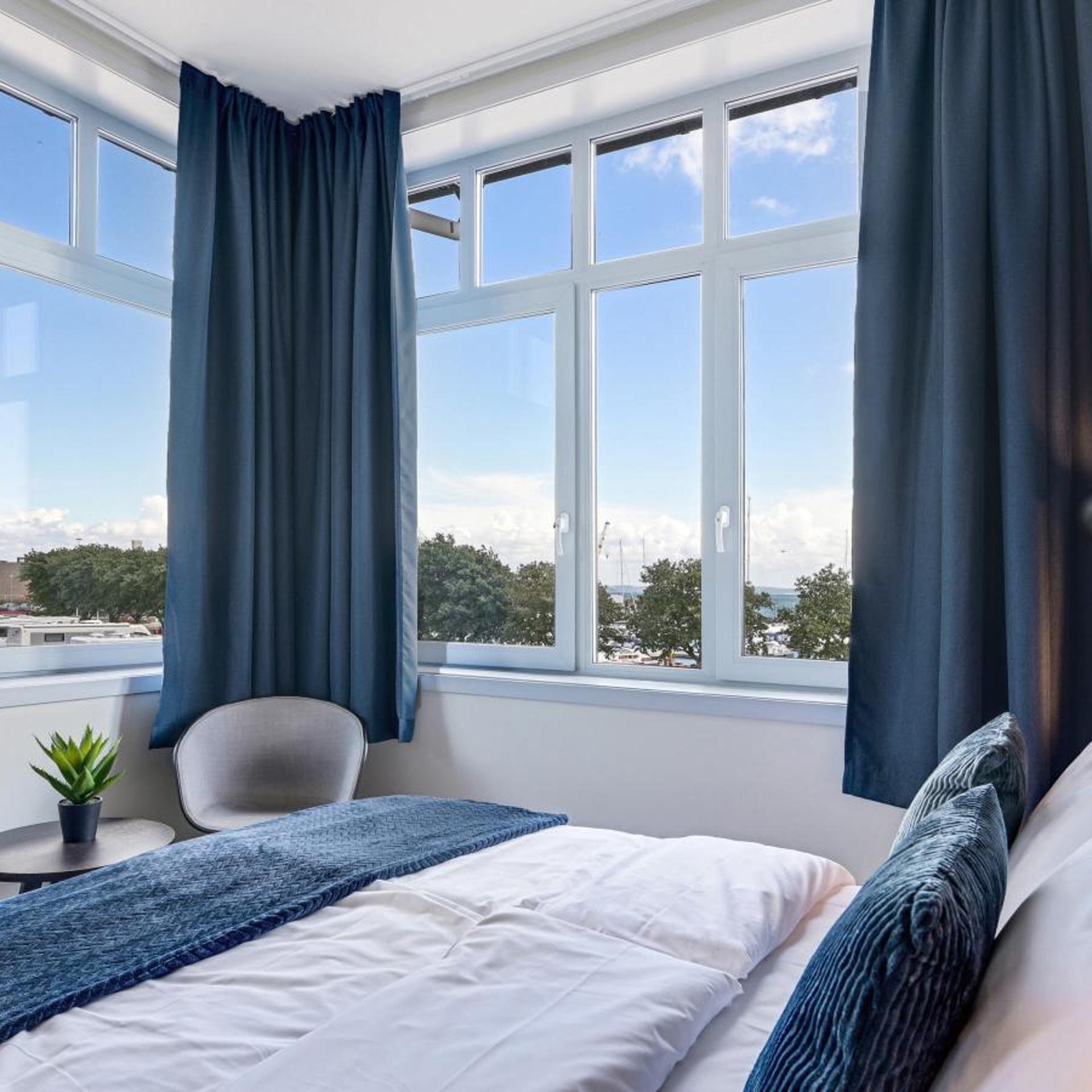Room, Queen Bed, Separate Building