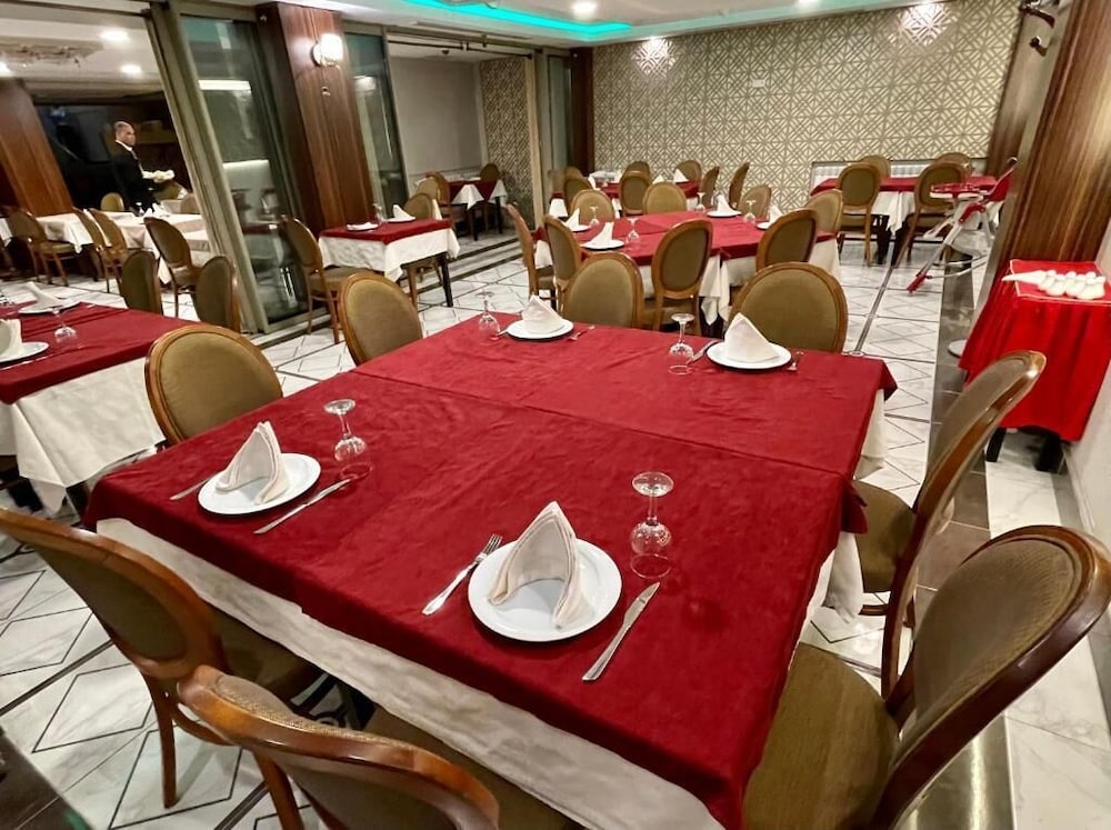 Hotel Rue D'or 45/58