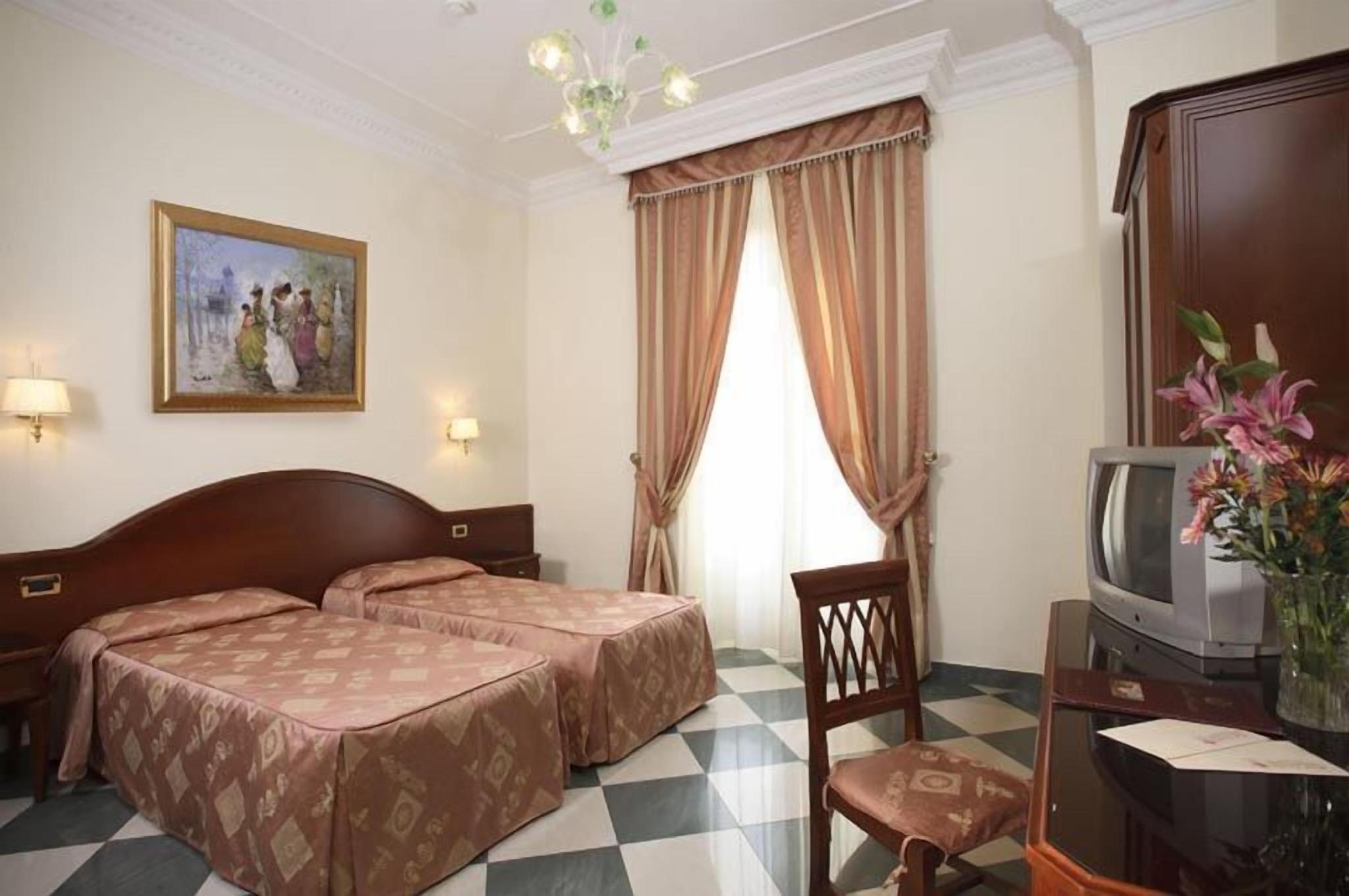 Standard, Double or Twin Bed
