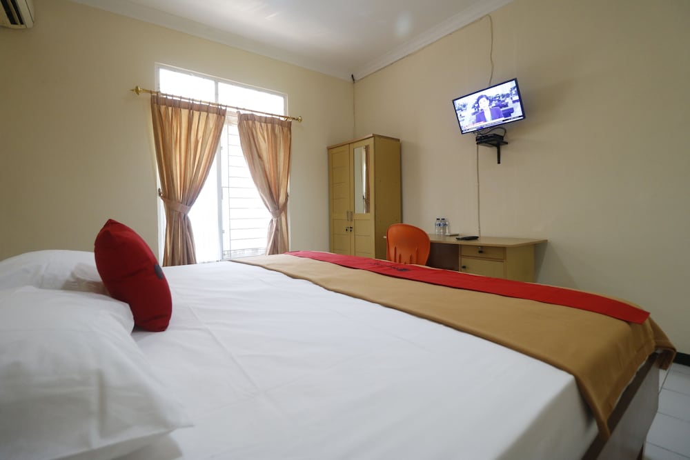 Room, Double Bed