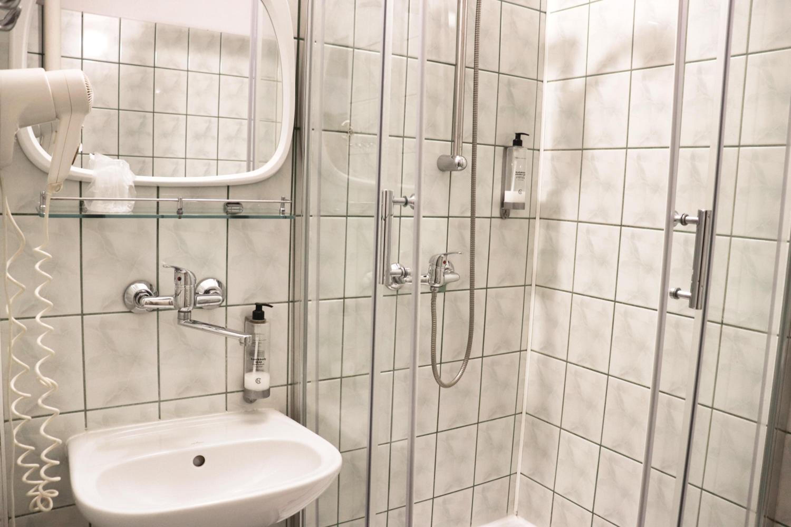 غرفة اقتصادية بسريرين منفصلين، Lothus Hotel 7/8