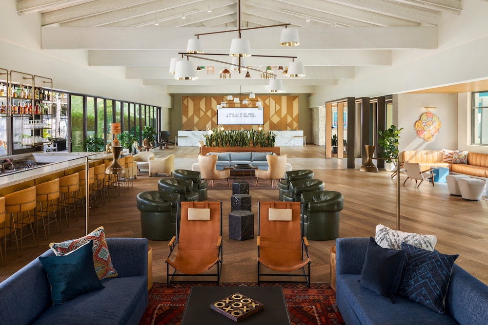 Town and Country Resort 57/80