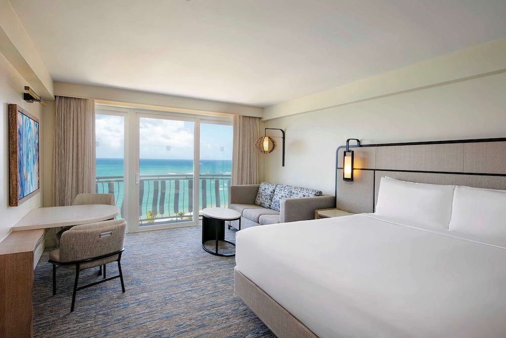 ROOM, KING BED, OCEAN VIEW