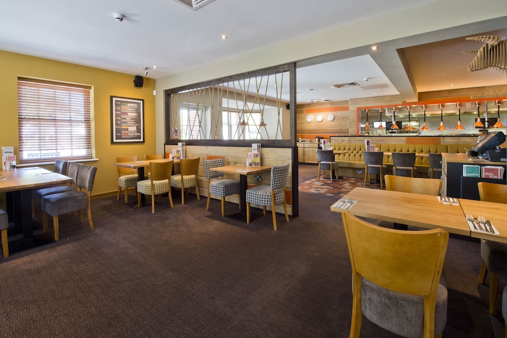 Premier Inn Farnham 29/46