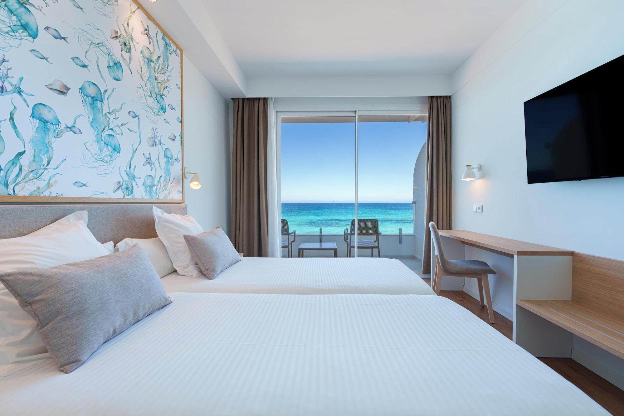 Standard, Double Bed, Sea View
