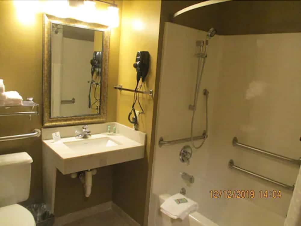 Best Western University Inn 17/39