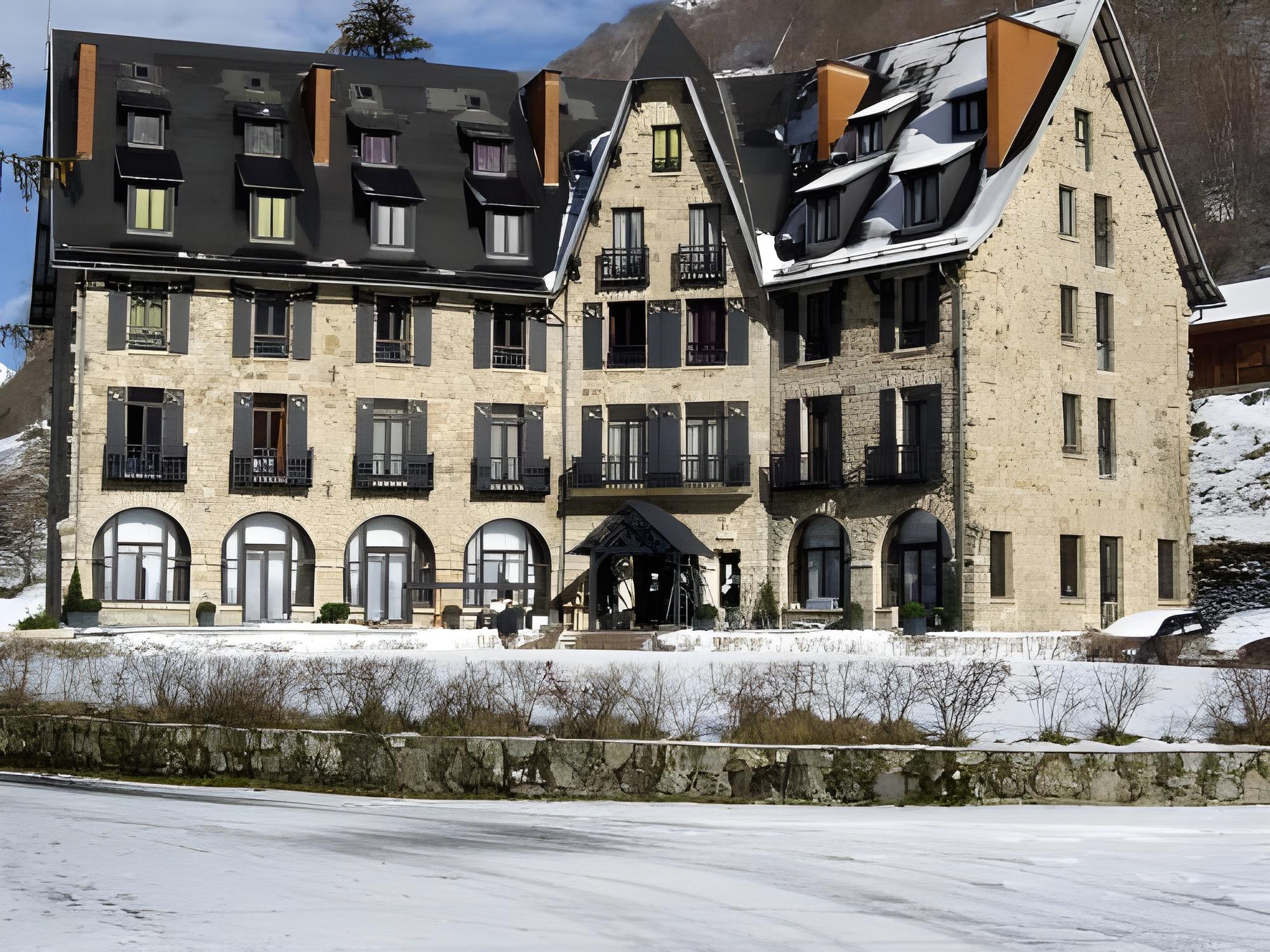Hotel Vignemale Gavarnie 1/24