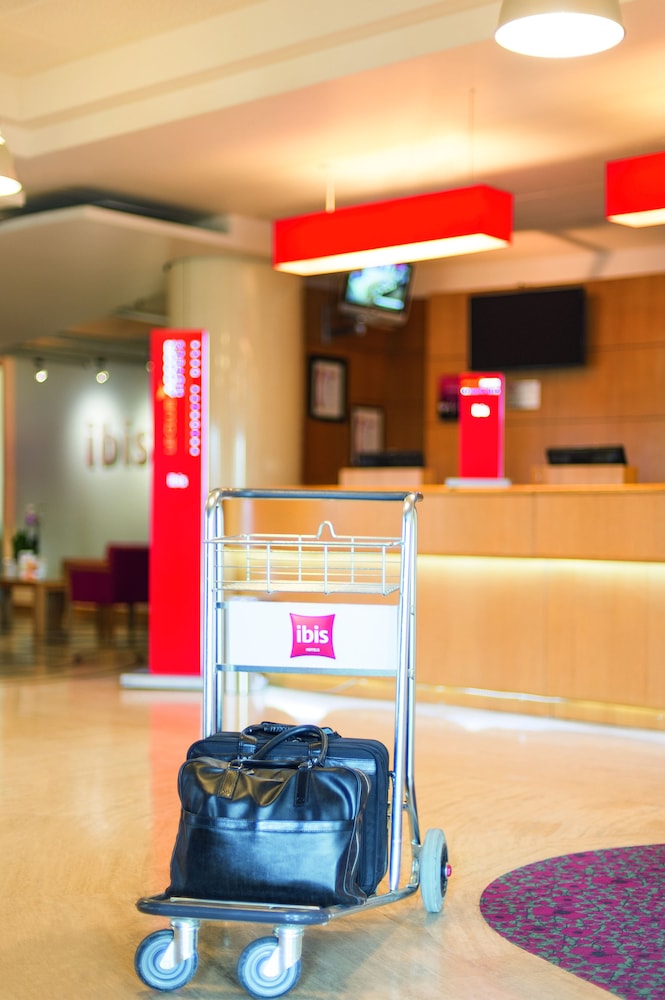 Ibis Florence North Airport Hotel 11/65