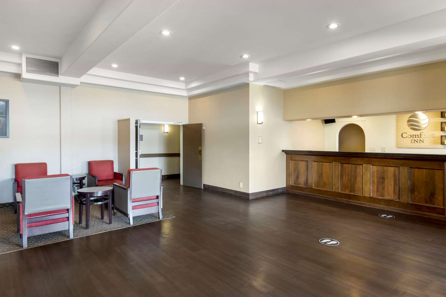 Comfort Inn Lethbridge South 9/43
