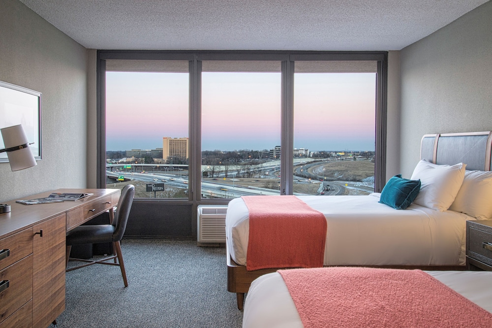 Hotel Preston Nashville Airport 47/70