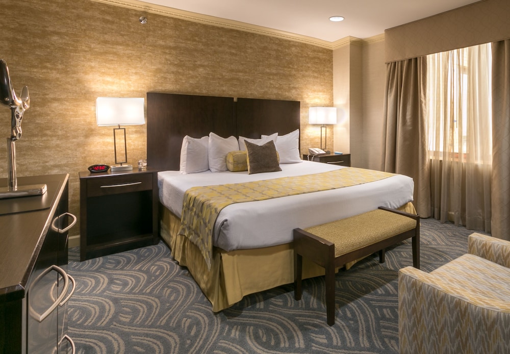 غرفة قياسية بسرير كوين، Robert Treat Hotel 4/8