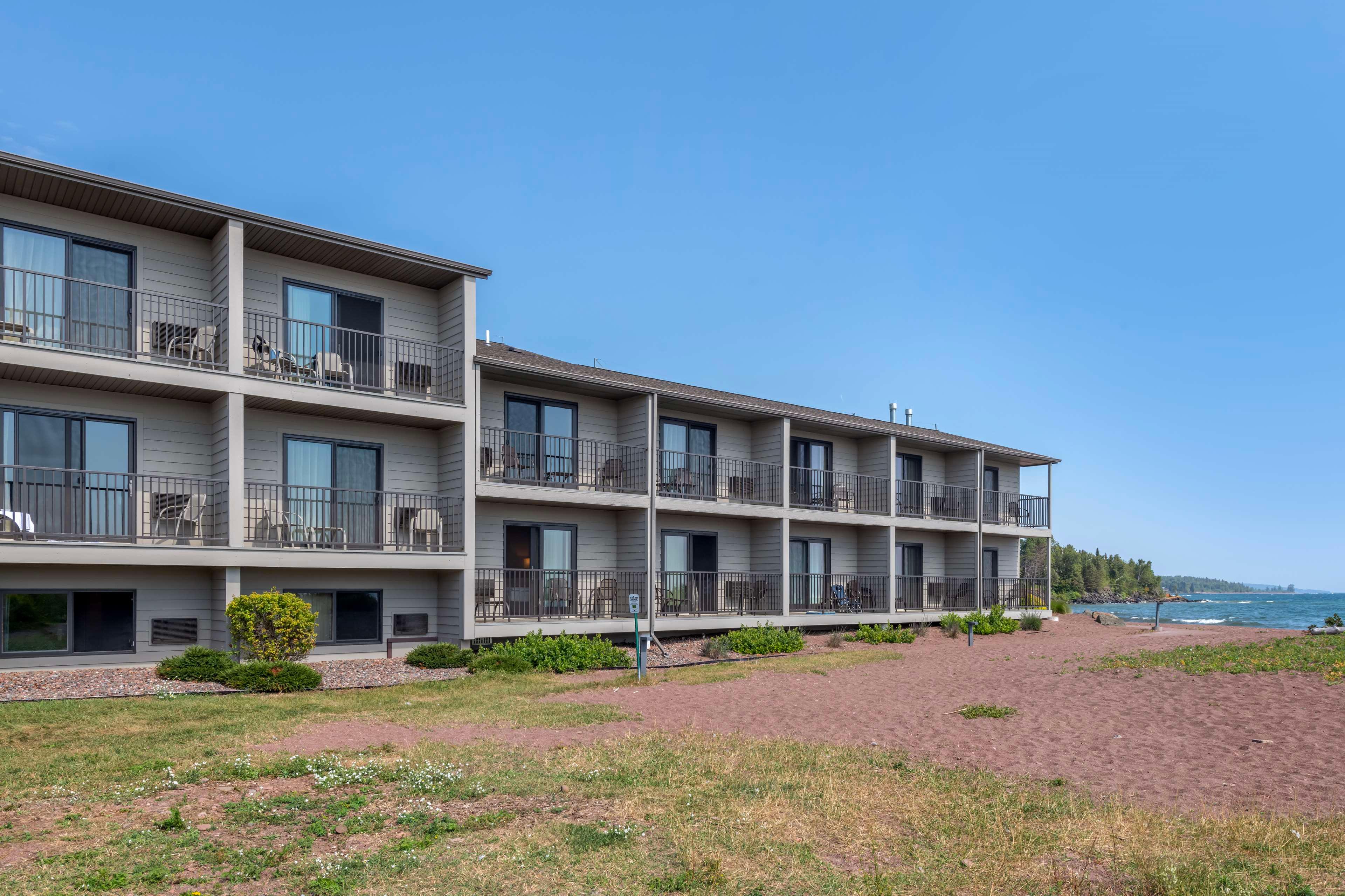 Best Western Plus Superior Inn thumb 4