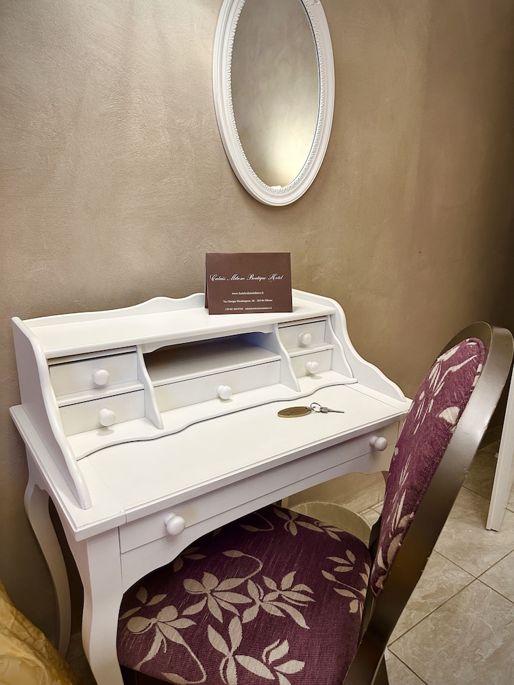 Boutique Hotel Calais Milano 54/63