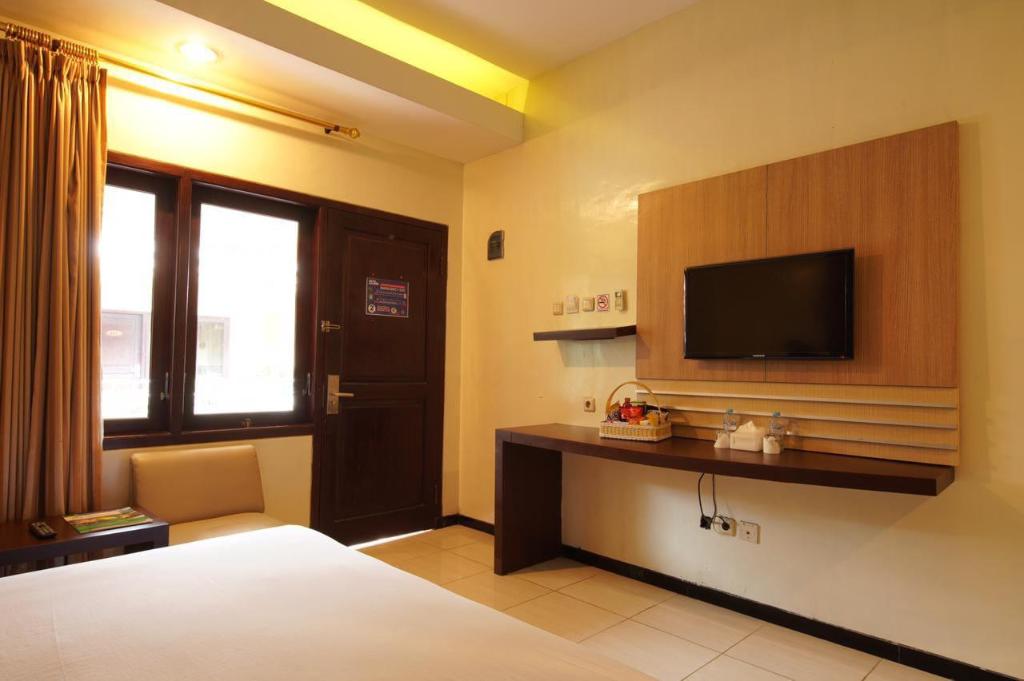 Puri Perdana Hotel & Convention Hall 16/57