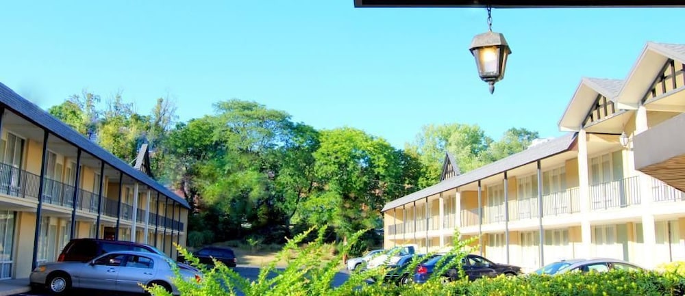 West Gate Inn Nyack Formerly Best Western Nyack On Hudson 9/63