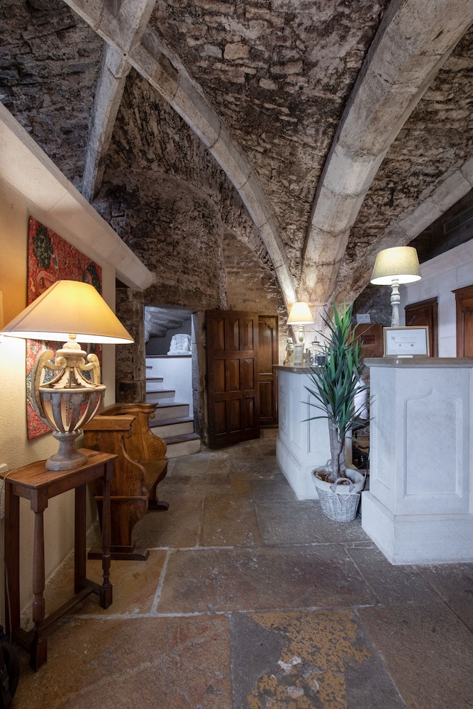 ABBAYE DE MAIZIERES 53/67