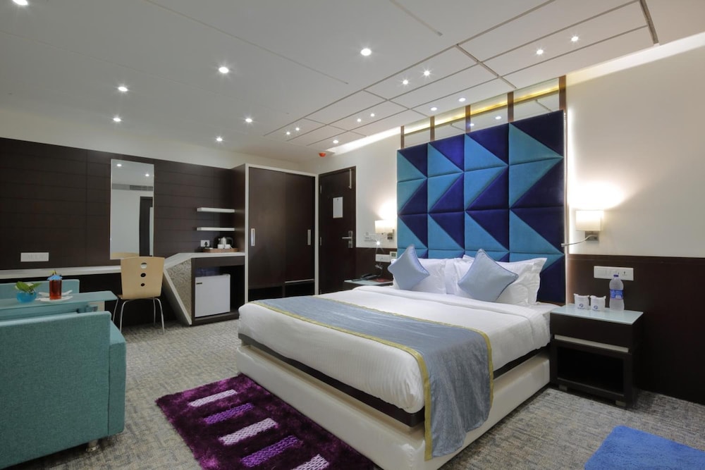 HOTEL PRAGATI THE GRAND 22/42
