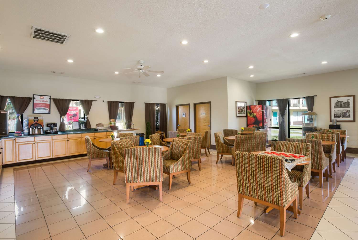 Econo Lodge Inn & Suites Hardeeville-I-95 36/59