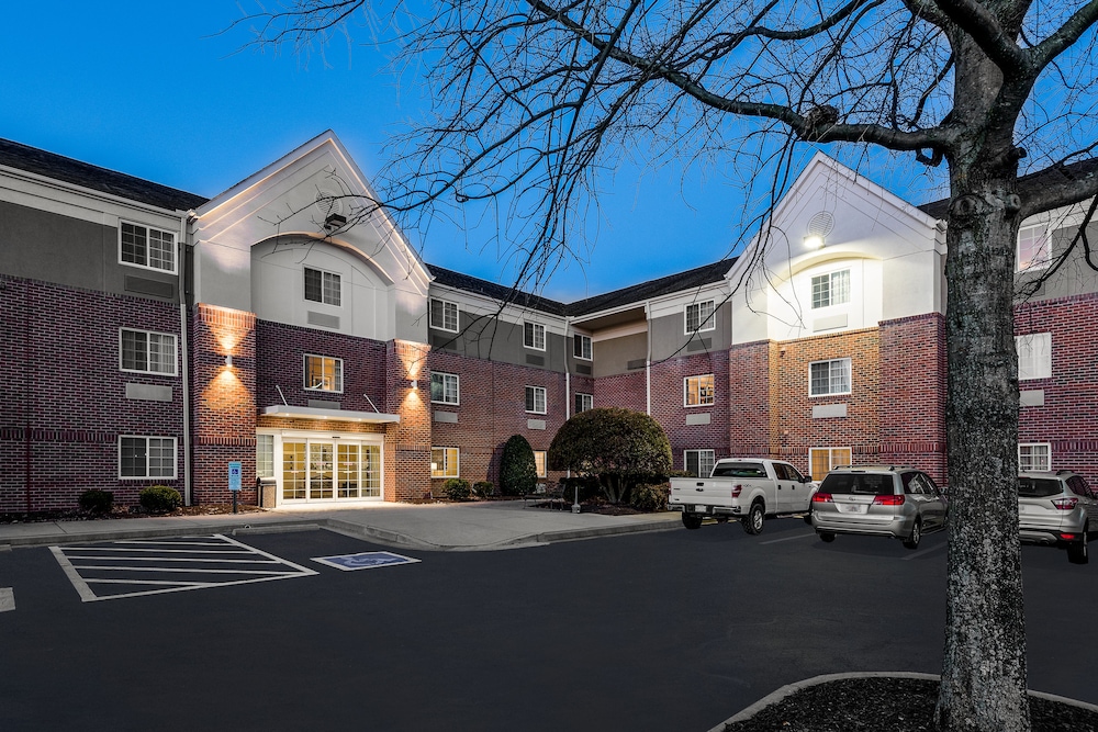 Candlewood Suites Glen Allen Short Pump, an IHG Hotel 28/73