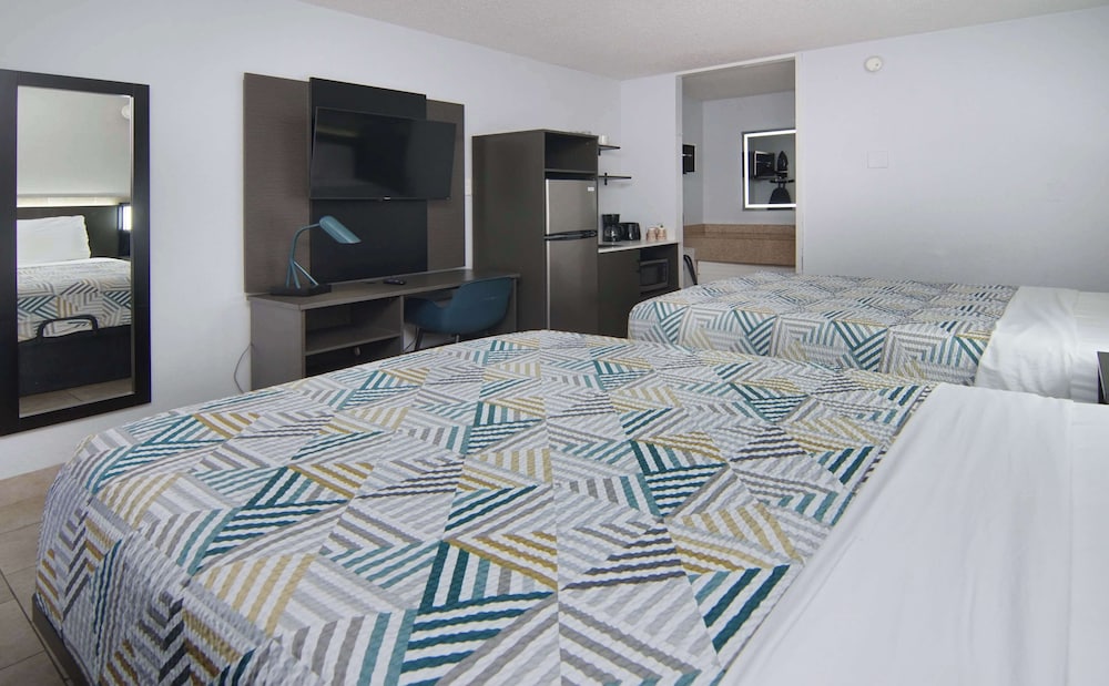 Studio6 Mesquite, TX – Town East 29/37