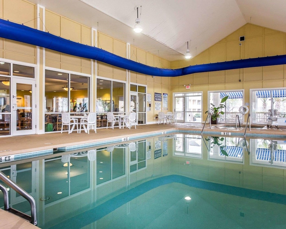 swimming pool spa