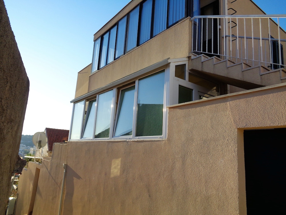 Anna Guesthouse 4/50