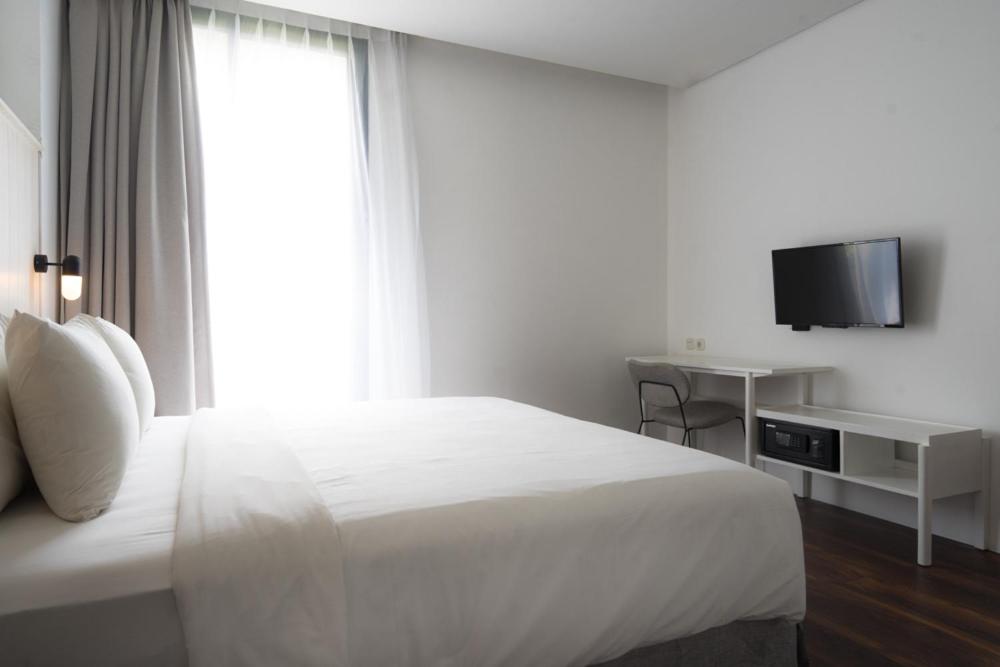 One Bedroom Suite