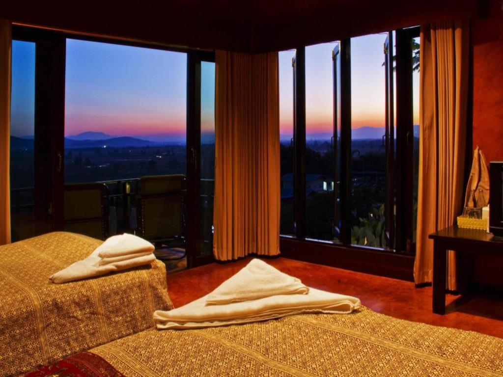 Thaton Hill Resort 14/32