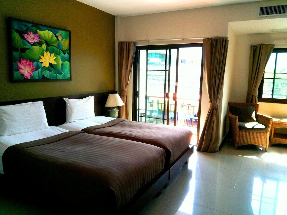 1 BEDROOM, APARTMENT