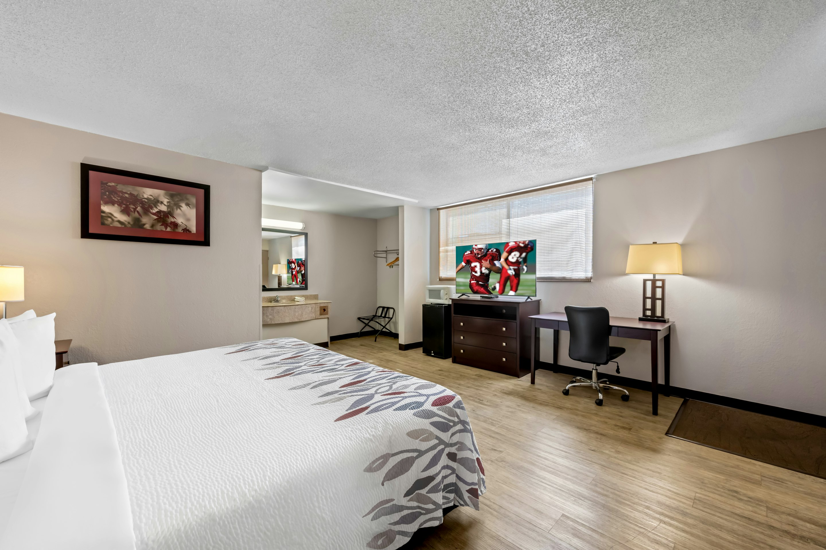Deluxe, King Bed
