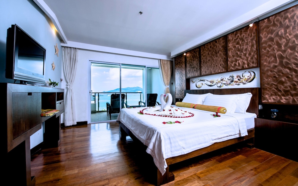 HOMM Bliss Southbeach Patong 12/38