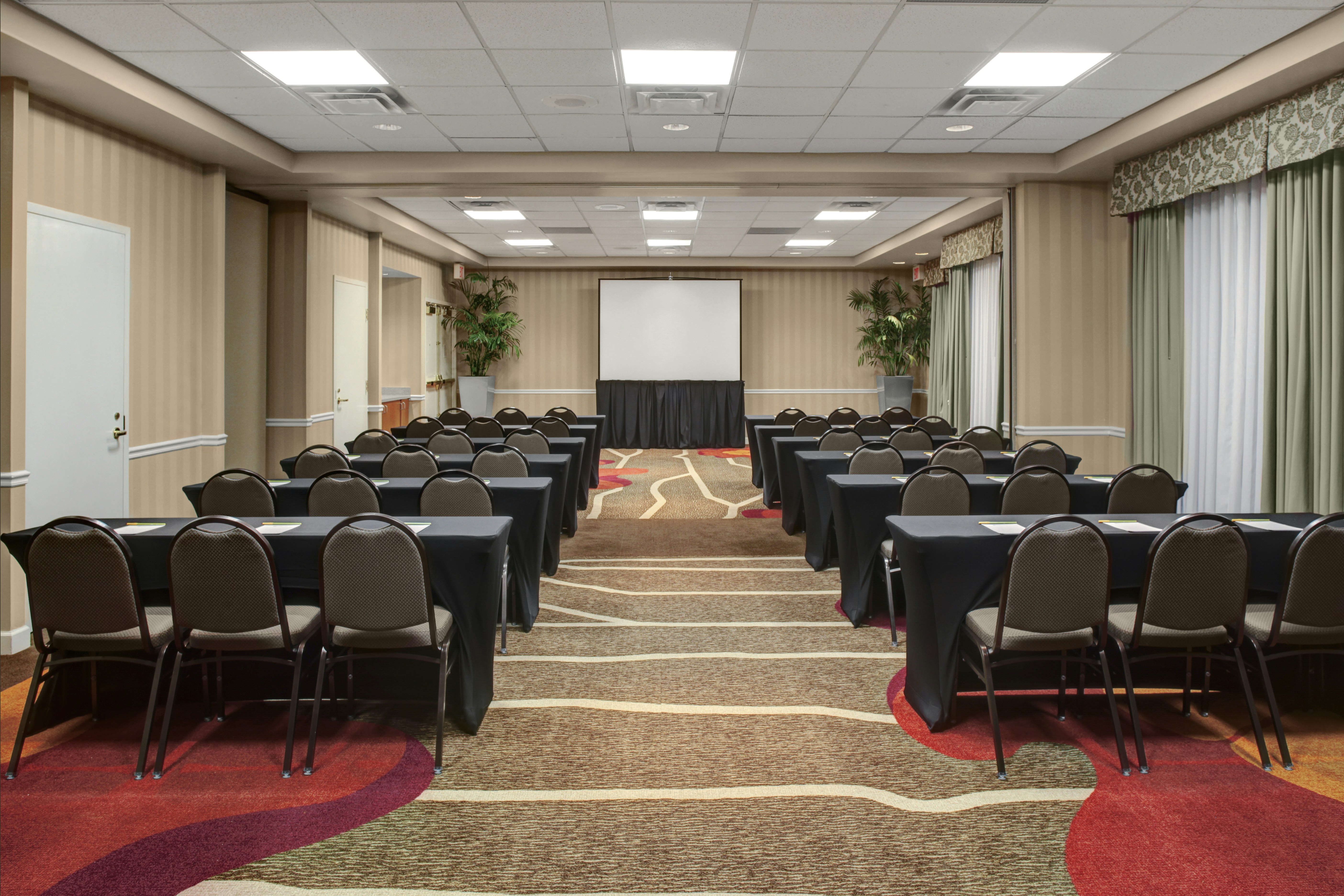 Hilton Garden Inn Atlanta North/Alpharetta 25/36