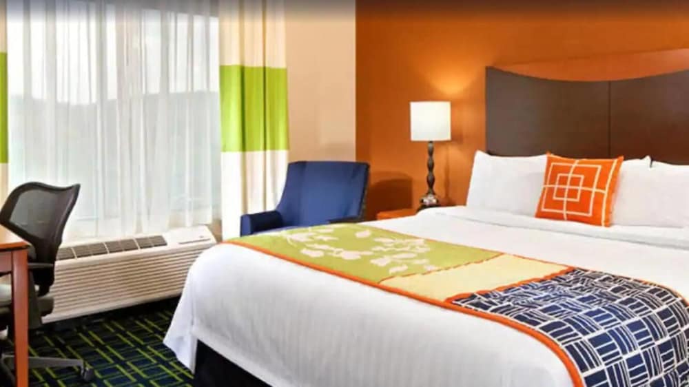 Fairfield Inn and Suites Tulsa South Medical District 14/47