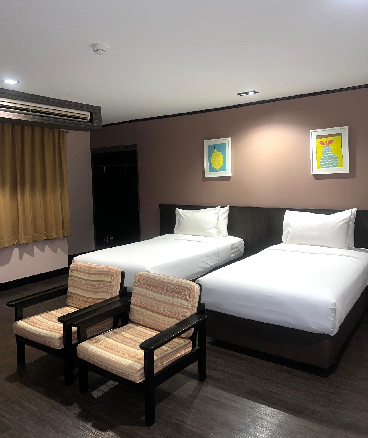 Deluxe, No Balcony