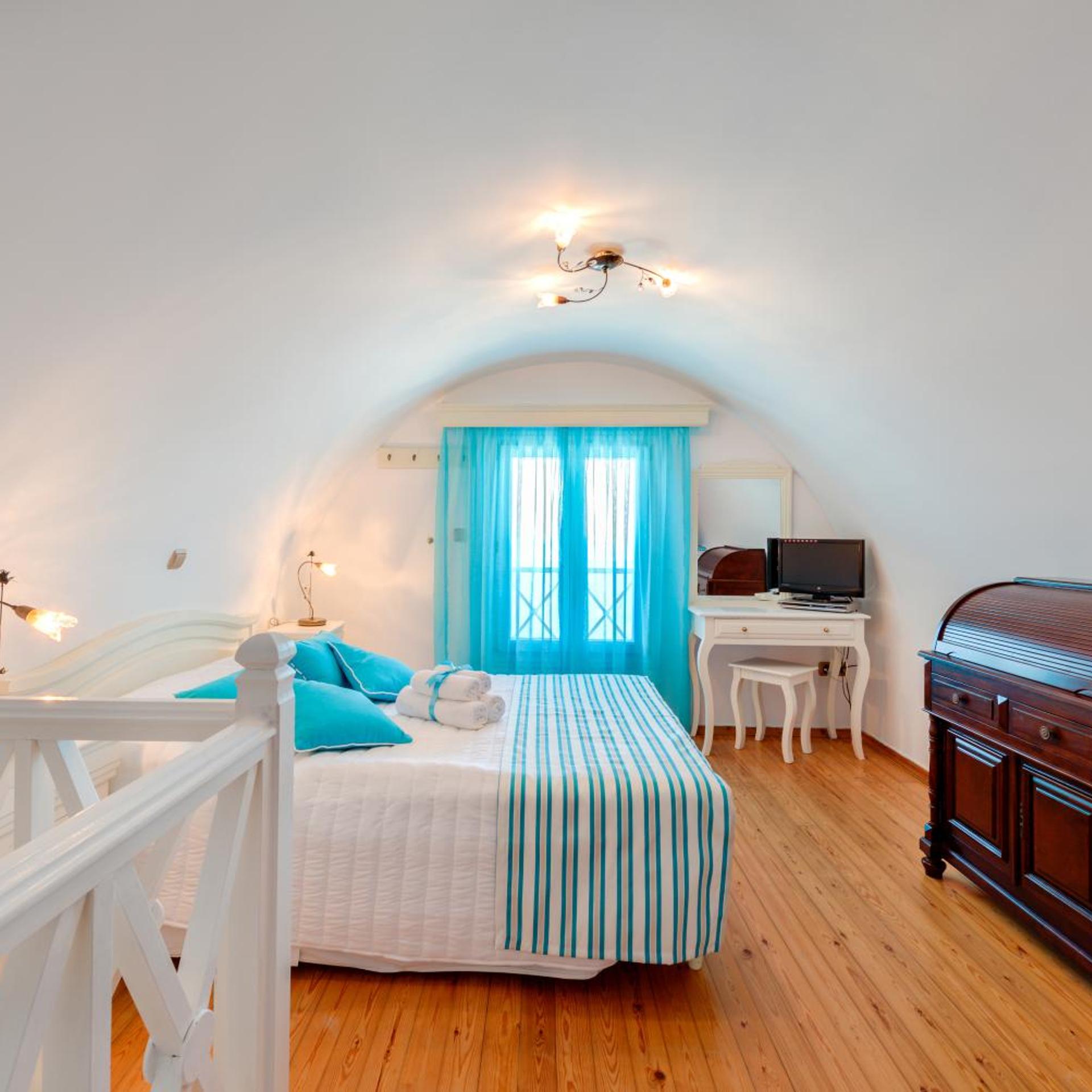 Maisonette, Deluxe, Family, Caldera View, Hot Tub