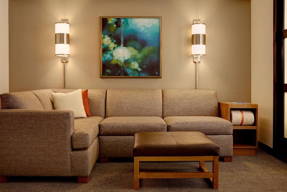 Hyatt Place Chicago/Lombard/Oak Brook 40/60