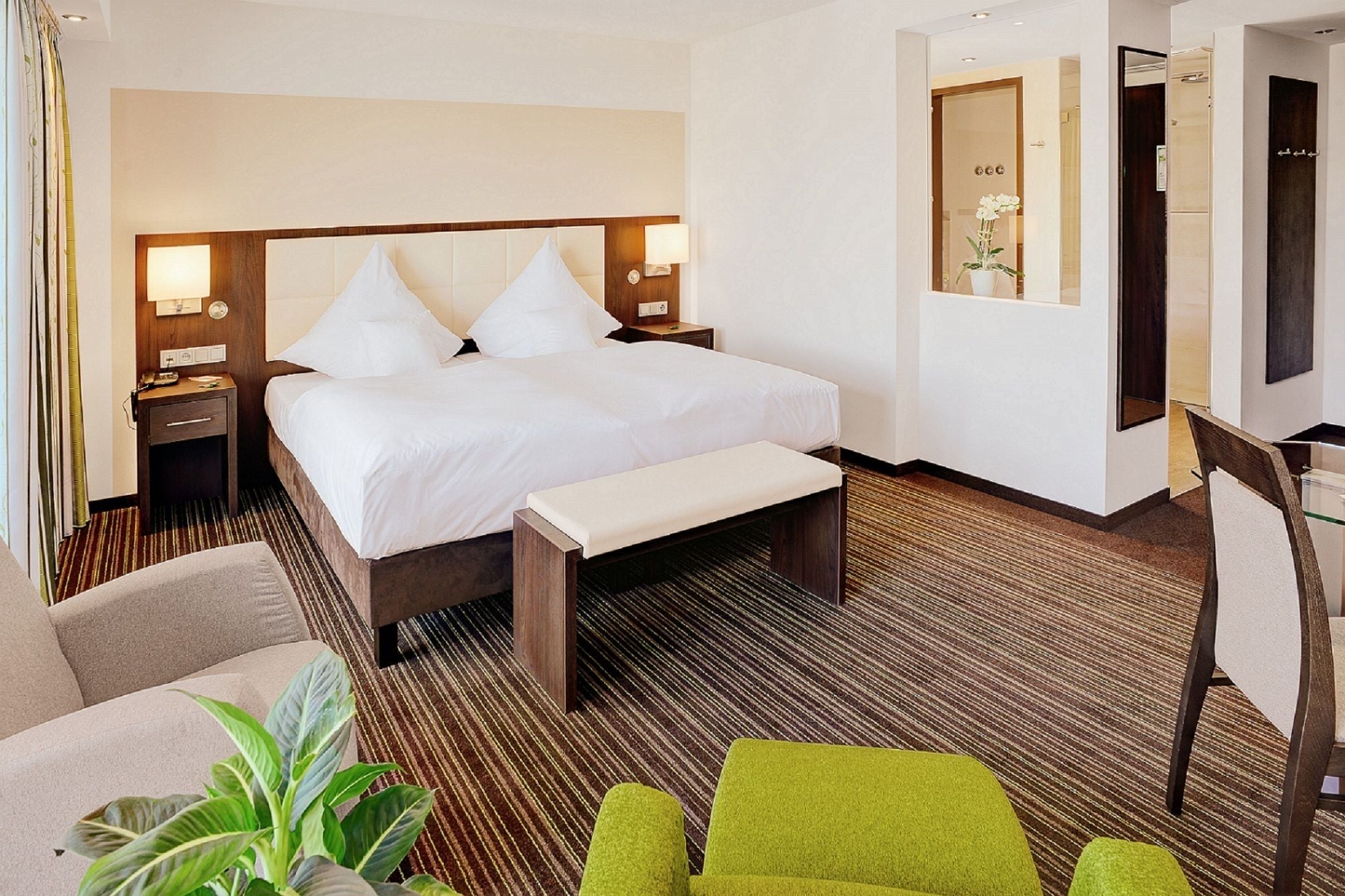 Plus, Superior, Double Bed, City View, Balcony