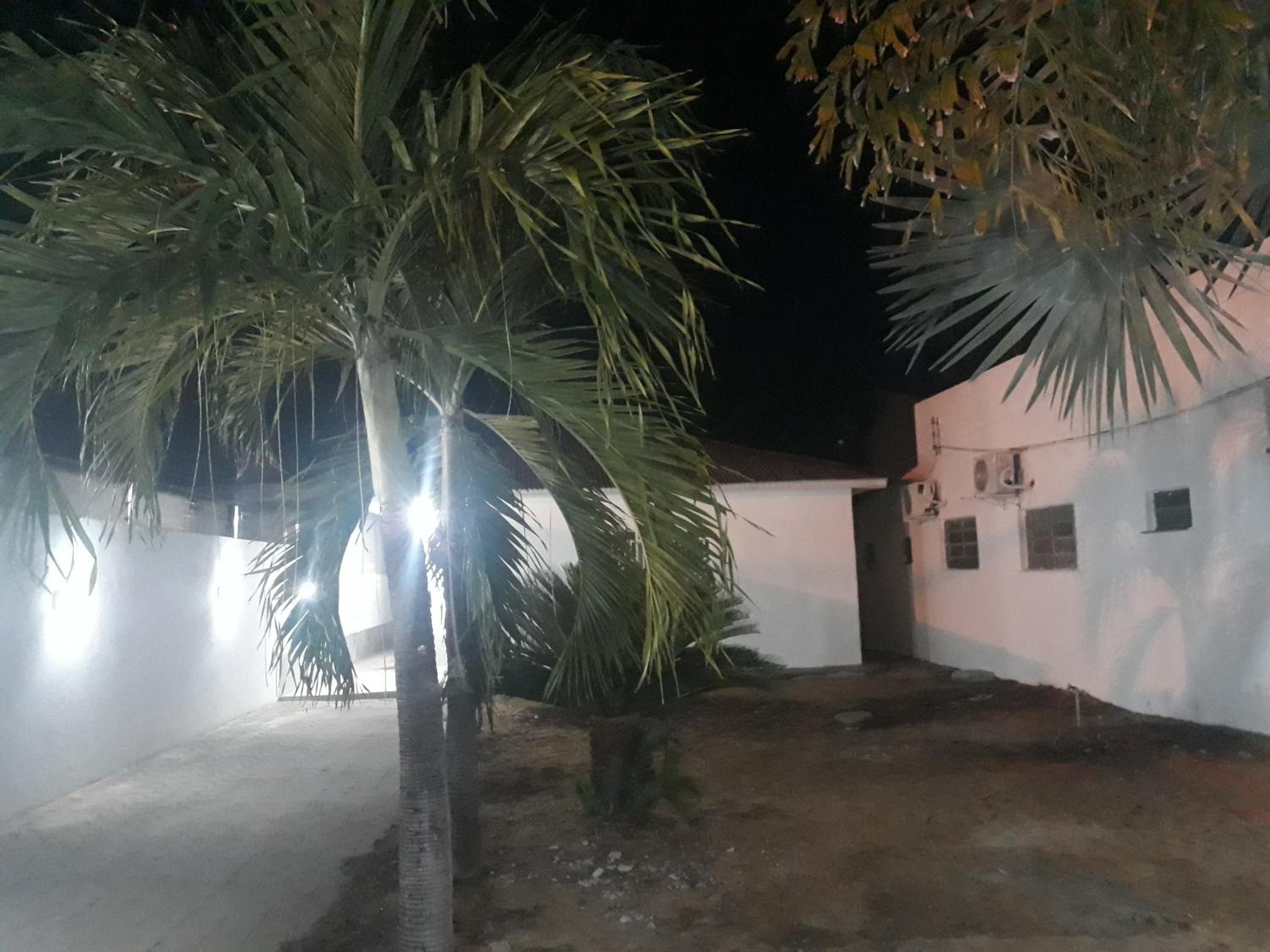 HOTEL LATINOS 2 45/50