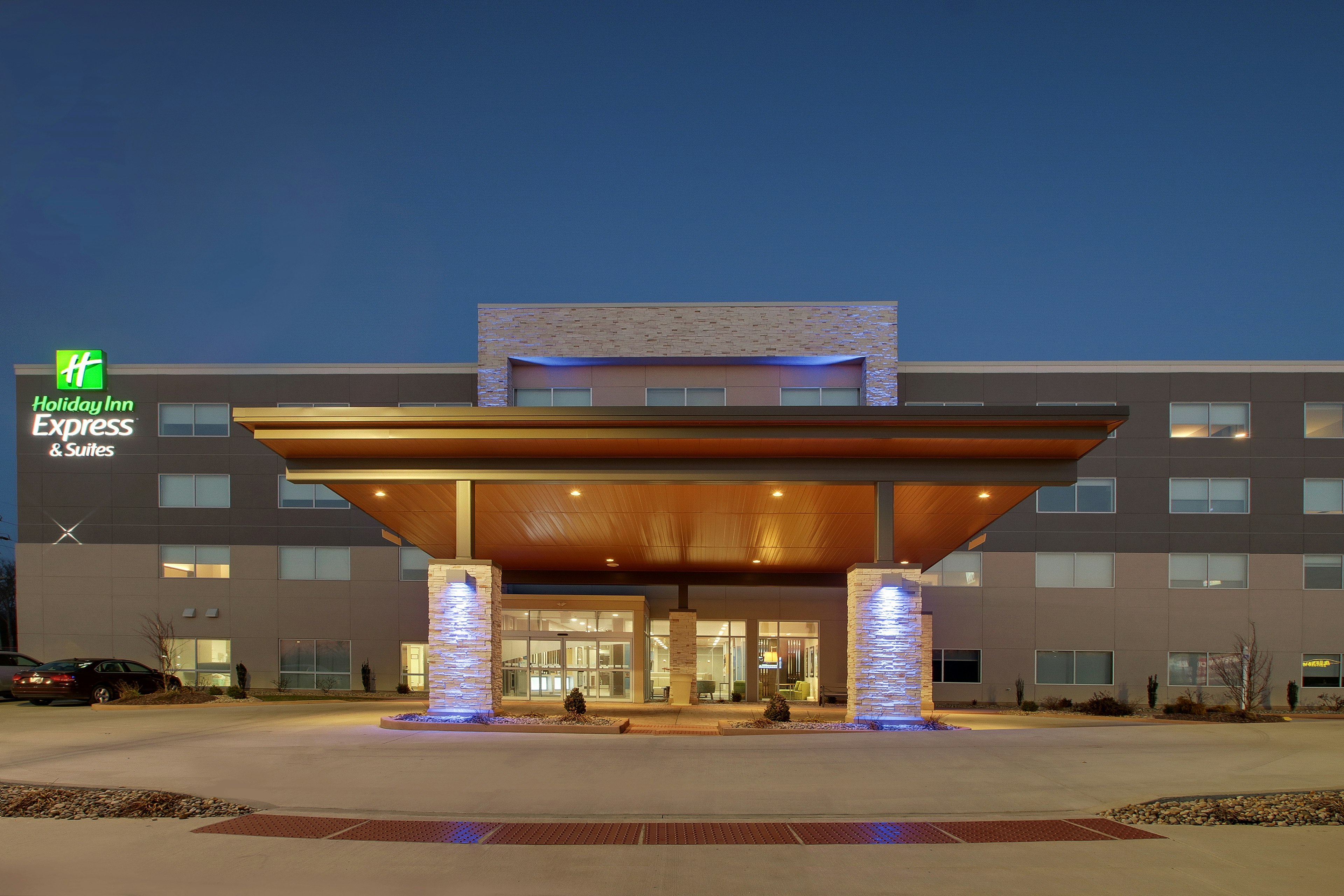 Holiday Inn Express Suites Mount Vernon 3/57