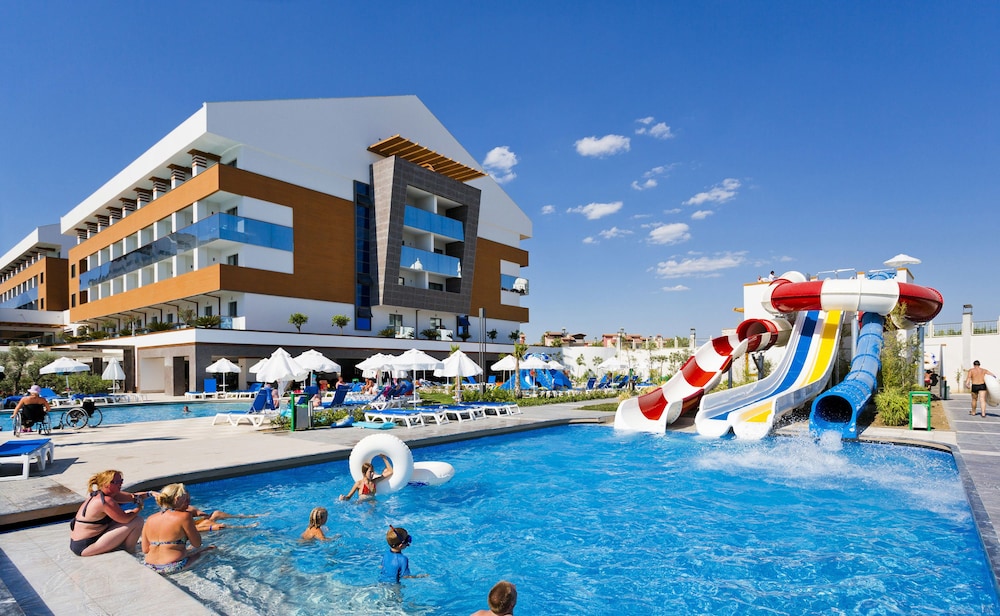 Terrace Elite Resort Hotel 24/41