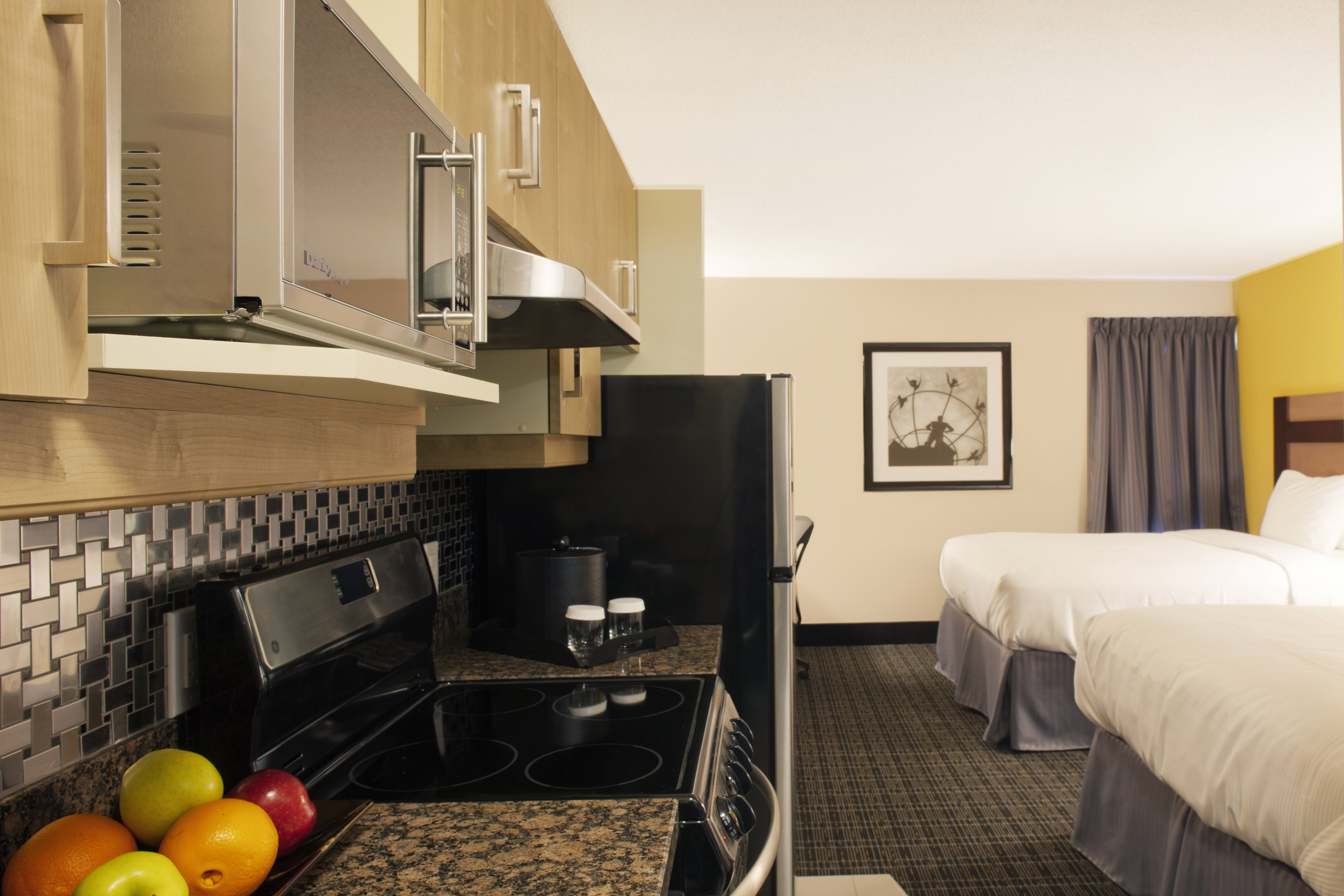 Canadas Best Value Inn Toronto 25/25