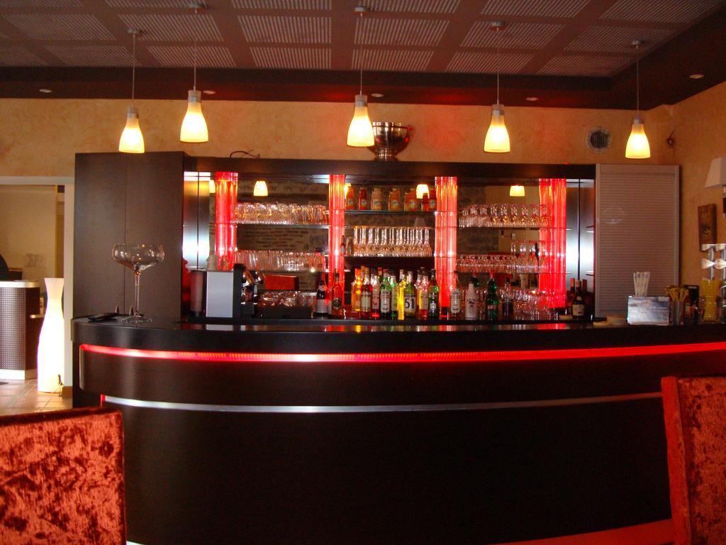 HOTEL DE LA CÔTE D’OR 6/30