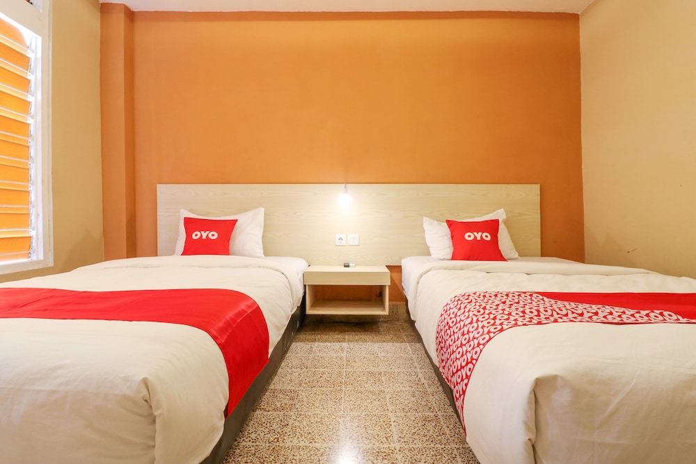 OYO 1384 Pulau Bali Hotel 16/29