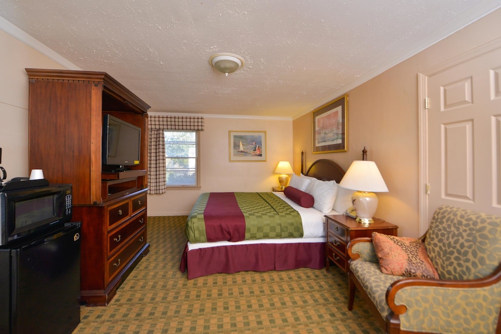 Maddox Inn 12/21